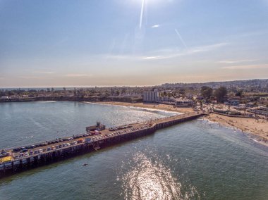 Santa Cruz, California. Güzel hava panoramik kıyı şeridi.