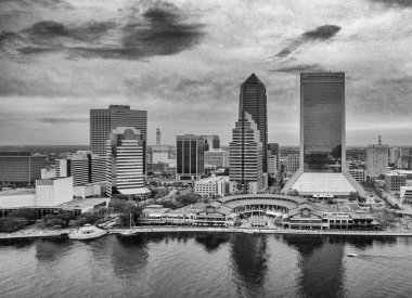 Gün batımında, Florida Jacksonville havadan görünümü.