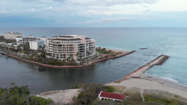 Luchtfoto Van Prachtige Kust Met Verschillende Particuliere Hotelgebouwen Boca Raton — Stockvideo