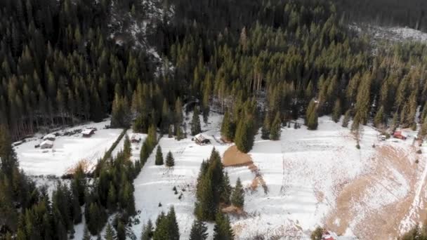 Riprese Aeree Panoramiche Della Val Visdende Nella Soleggiata Giornata Invernale — Video Stock