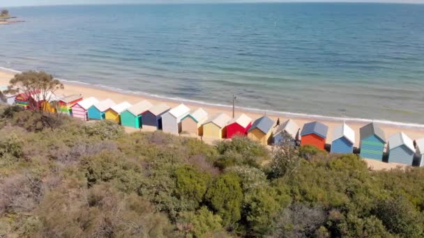 Brighton Beach Boxes Aerial Panoramic Footage Виктория Австралия — стоковое видео