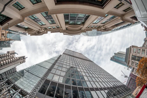 London Buildings Skyward View Ground Level — Stock Photo, Image