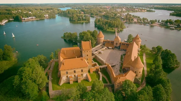 Castelo Medieval Trakai Lituânia Bela Vista Aérea Mar Verão — Fotografia de Stock