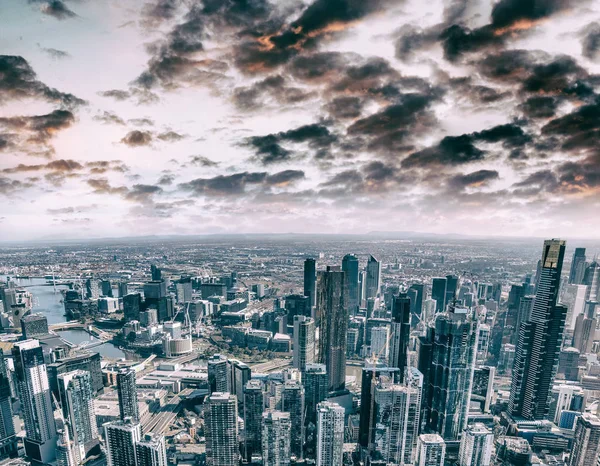 Vista Aérea Del Horizonte Melbourne Atardecer Desde Helicóptero —  Fotos de Stock