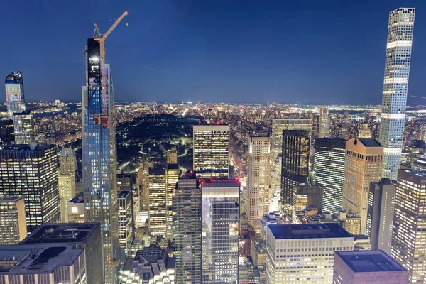 Midtown Μανχάταν Ψηλοί Ουρανοξύστες Νύχτα Στην Περιοχή Central Park Αεροφωτογραφία — Φωτογραφία Αρχείου