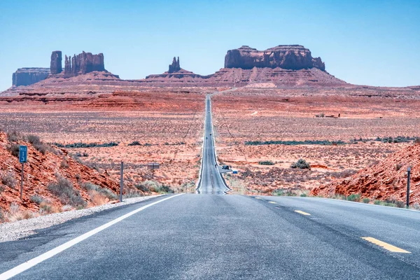 Droga Niesamowite Monument Valley Stanie Arizona — Zdjęcie stockowe