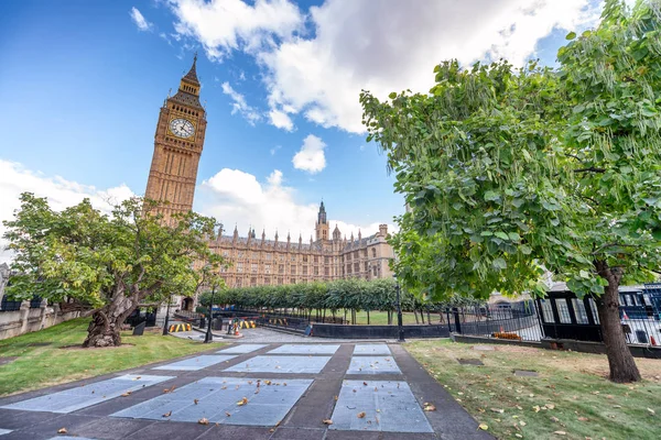 Westminster Sarayı Big Ben Ile Güzel Bir Sonbahar Günü Londra — Stok fotoğraf