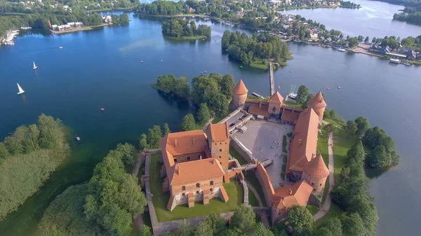 Castelo Medieval Trakai Lituânia Bela Vista Aérea Mar Verão — Fotografia de Stock