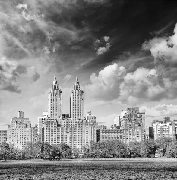 Batı Central Park Binalar Bir Güneşli Kış Sabahı New York — Stok fotoğraf