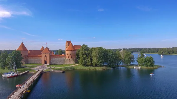 Średniowieczny Zamek Trokach Litwa Piękny Widok Lotu Ptaka Lecie Seaon — Zdjęcie stockowe