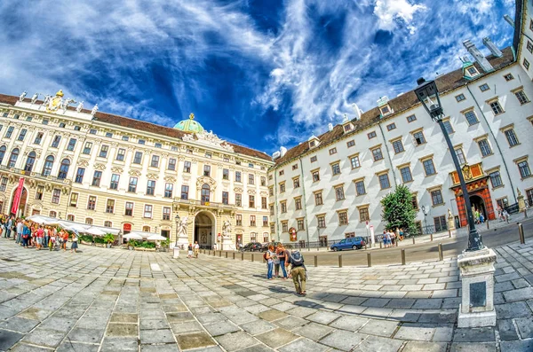 奥地利维也纳 2011年7月 游客参观市中心 维也纳每年吸引 000万人 — 图库照片