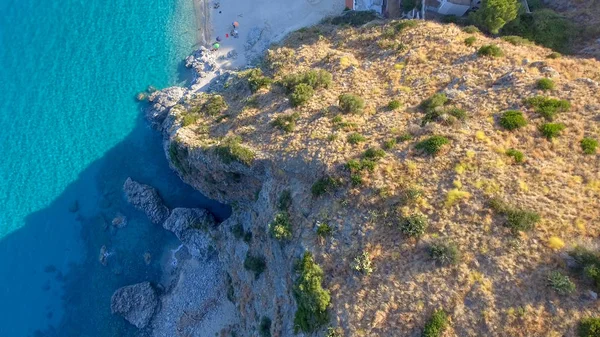 Kara Kıyı Şeridi Evler Calabria Yaz Sezonu Güzel Havadan Görünümü — Stok fotoğraf