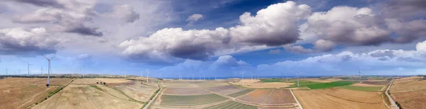 Luchtfoto Van Het Industriële Windmolens Het Zomerseizoen — Stockfoto