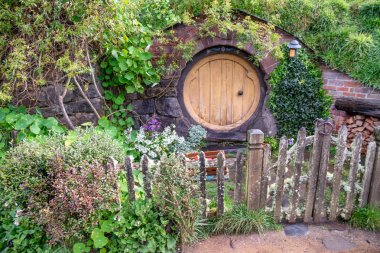Hobbitköy, Yeni Zelanda Park ahşap evler.