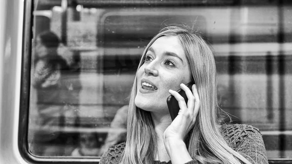 Woman Speaking Phone Subway Train — Stock Photo, Image
