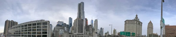 Downtown Manhattan, panoramic view of city buildings from Brookl — Stock Photo, Image