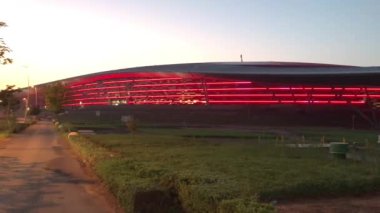 Ferrari World 'ün Abu Dabi, BAE' deki görüntüleri.