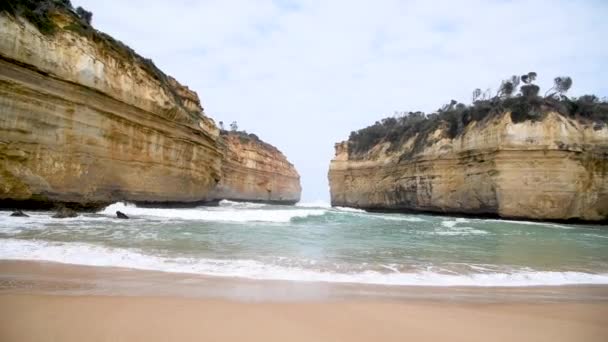 Tranquil Footage Beautiful Rocky Sea Coast Summer Vacation Concept — Stock Video