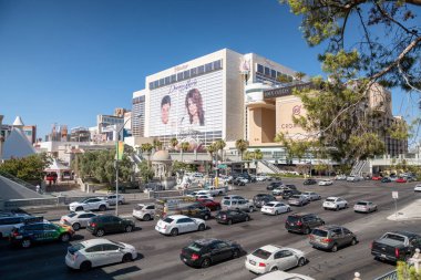 Las Vegas - 1 Temmuz 2018: Strip casinolar görünümünü bir su üzerinde