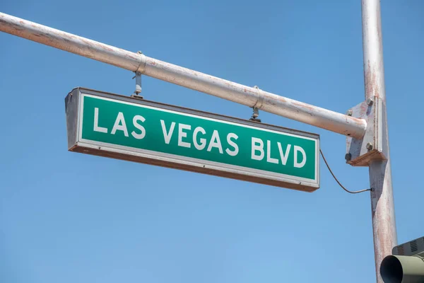 Señal de tráfico de Las Vegas Boulevard, Nevada, EE.UU. — Foto de Stock
