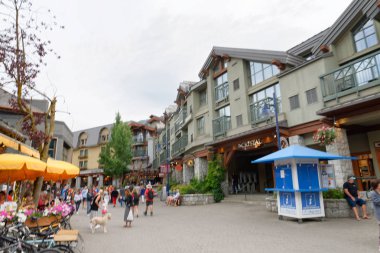 Kanada - 12 Ağustos 2017: Turist şehir merkezi o tadını çıkarın