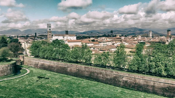 Aerial view of Lucca cityscape, Tuscany - Italy — Stock Photo, Image