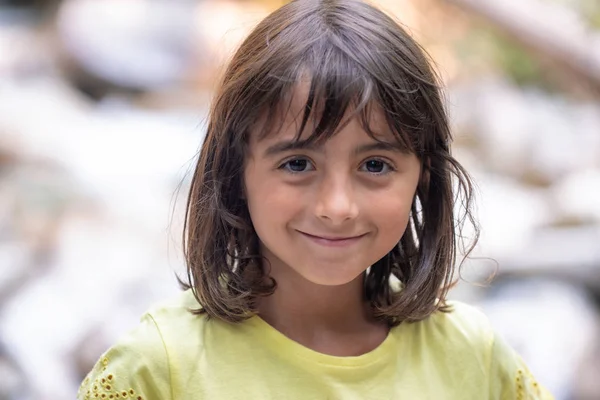 Happy young girl face smiling — Stock Photo, Image