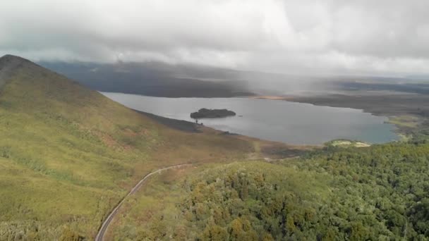 아름다운 통가리로 로토아리아 호수의 아름다운 — 비디오