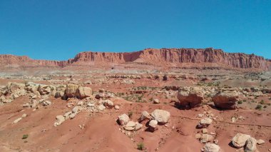Capitol resif Milli Parkı, Utah. Gün batımında havadan görünümü