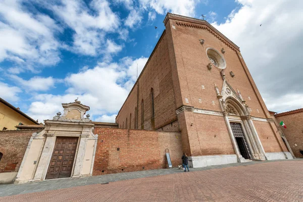 Church of St Francis exterior view, Siena — Stock Photo, Image