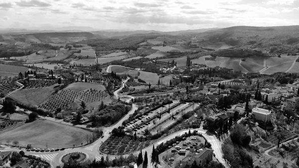 Hermosa campiña alrededor de San Gimignano, vista aérea de Tusca —  Fotos de Stock