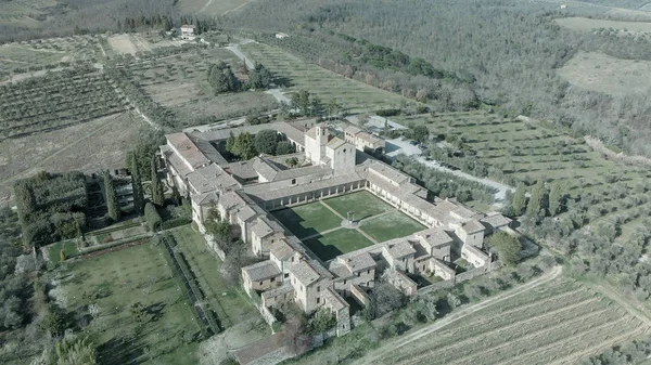 Amazing aerial view of Pontignano Charterhouse near Siena, Tusca — Stock Photo, Image