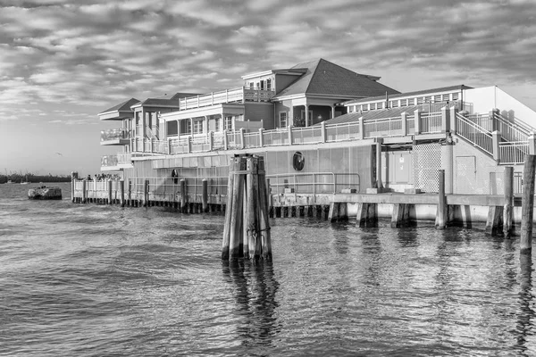 Edifícios de Mallory Square ao pôr do sol, Key West — Fotografia de Stock