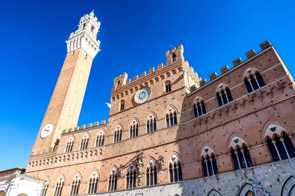 Siena, Toskana bölgesindeki Mangia Kulesi — Stok fotoğraf