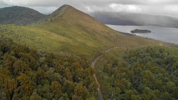 Widok z lotu ptaka lasów Parku Narodowego Tongariro, Nowa Zelandia — Zdjęcie stockowe