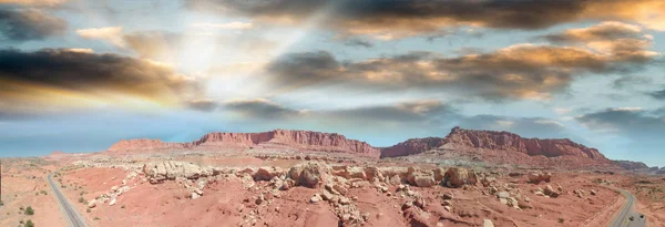Capitol Reef National Park on a sunny summer day, panoramic aeri — Stock Photo, Image