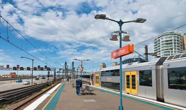 Sydney Noviembre 2015 Tren Subterráneo Ferrocarril Aire Libre Tren Uno —  Fotos de Stock