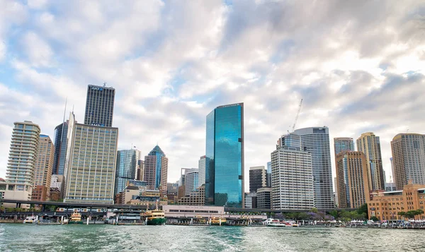 Sydney November 2015 Vacker Utsikt Över Sydney Harbor Molnig Dag — Stockfoto