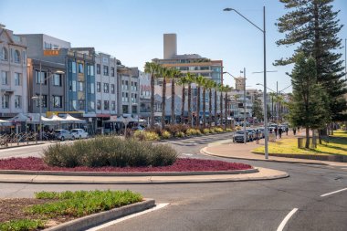 Bondi Beach, Avustralya-Ağustos 18, 2018: kıyı şeridi ve bina