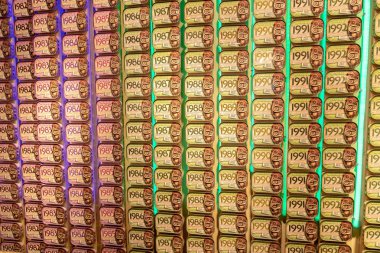 Lizbon-30 Ekim, 2018: dükkan içinde duvarlar 