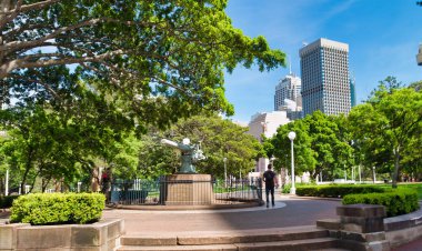 Sidney-10 Kasım 2015: Hyde Park 'ın panoramik görünümü tou ile