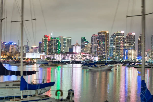 Downtown San Diego at sunset, California. View from the city por — Stock Photo, Image