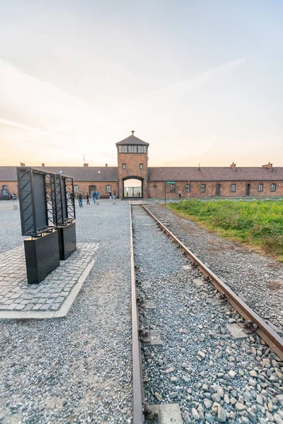 AUSCHWITZ, POLAND - SEPTEMBER 30, 2017: Auschwitz concentration — Stock Photo, Image