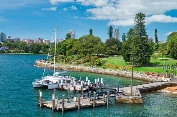Sydney-oktober 2015: Flygbild av Royal Gardens på en vacker — Stockfoto