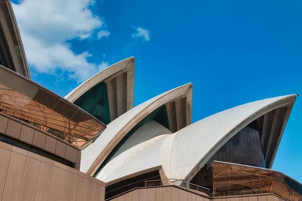 Sydney-oktober 2015: panoramisch uitzicht op Sydney Opera House op een — Stockfoto