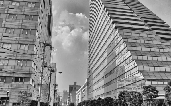 Tokio-12 aug: Akihabara district in augustus 12, 2013 in Tokio. — Stockfoto