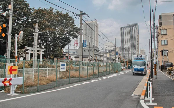 TOKYO - 17 AGOSTO: Strade del Giappone capitale il 17 agosto 2013. Tocca — Foto Stock