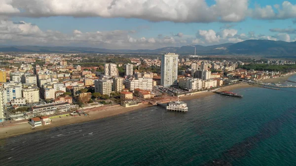 Vista aérea panorámica de la costa de Follonica - Italia — Foto de Stock