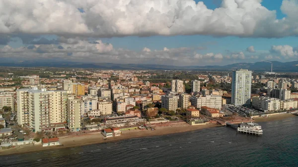 Panorama utsikt över Follonica-kusten-Italien — Stockfoto