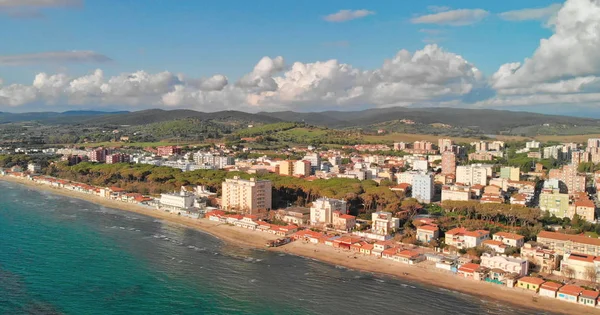 Vue aérienne panoramique du littoral de Follonica - Italie — Photo